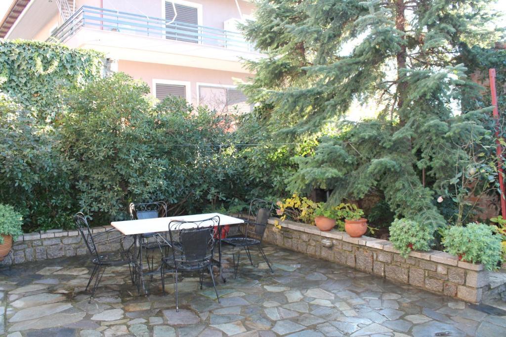 Guesthouse Karahalios Polydrossos Luaran gambar